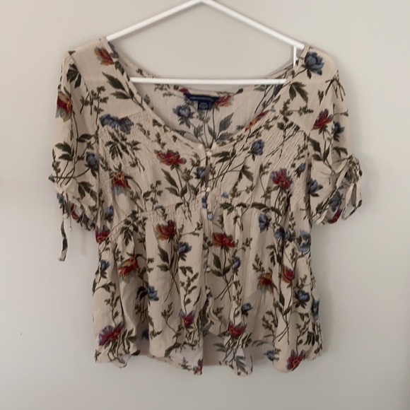 American Eagle Floral Top - Picture 1 of 5